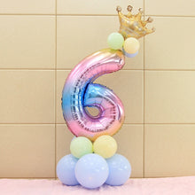 Afbeelding in Gallery-weergave laden, Set Rainbow Number Foil Balloons