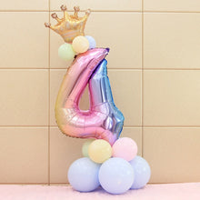 Afbeelding in Gallery-weergave laden, Set Rainbow Number Foil Balloons