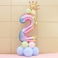 Afbeelding in Gallery-weergave laden, Set Rainbow Number Foil Balloons