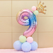 Afbeelding in Gallery-weergave laden, Set Rainbow Number Foil Balloons
